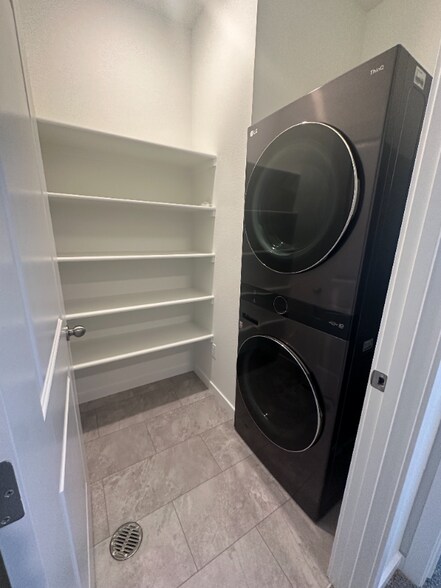 Building Photo - 4390 Timnath Pkwy