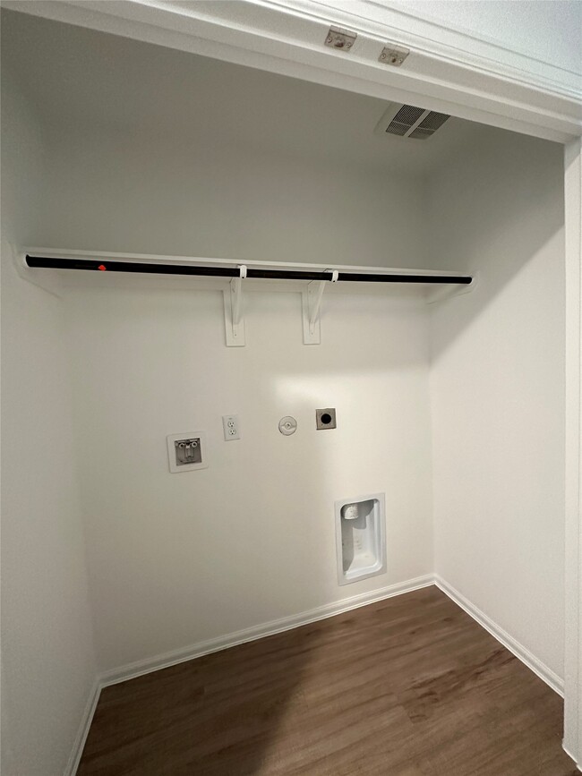 Building Photo - 4130 Brazos Brk Trl