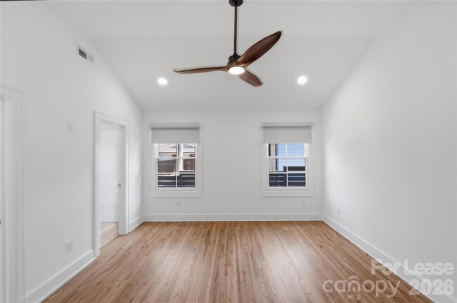 Building Photo - 1838 Merriman Ave
