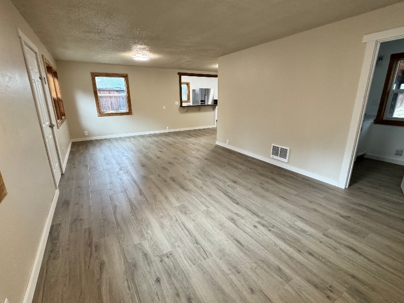 Building Photo - 202 Woodland Rd