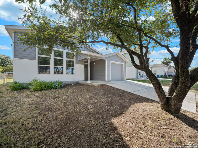 Building Photo - 130 Villa Grande