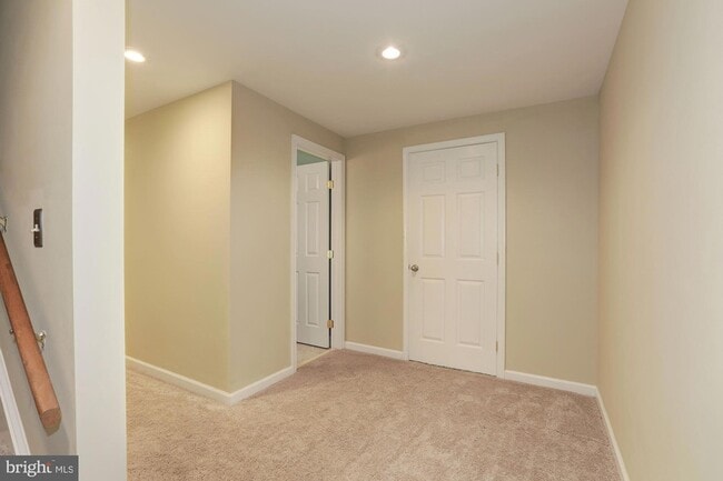 Building Photo - 7238 Stover Ct