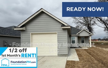 Building Photo - 2506 E Tyler Ave