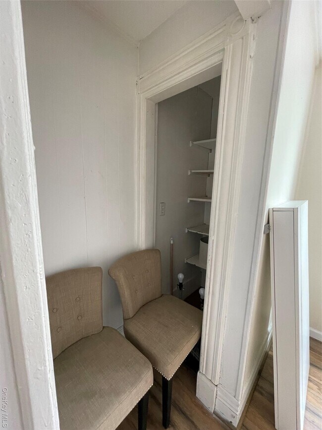 Building Photo - 59 Main St