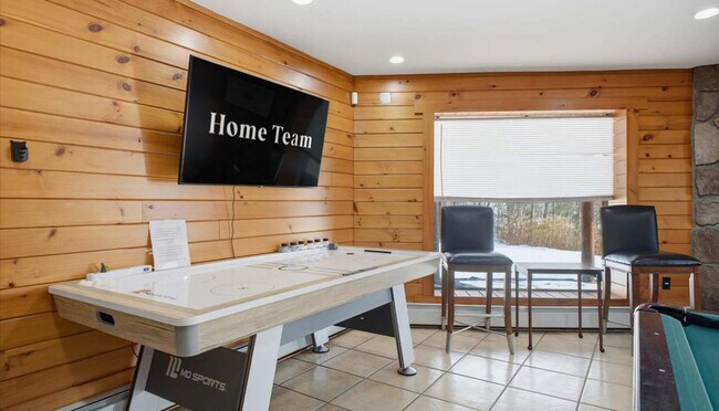 Building Photo - 241 Campbell Rd