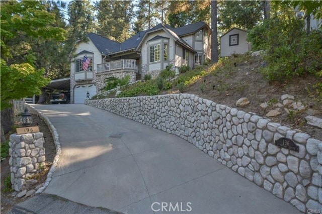 Building Photo - 196 N Fairway Dr