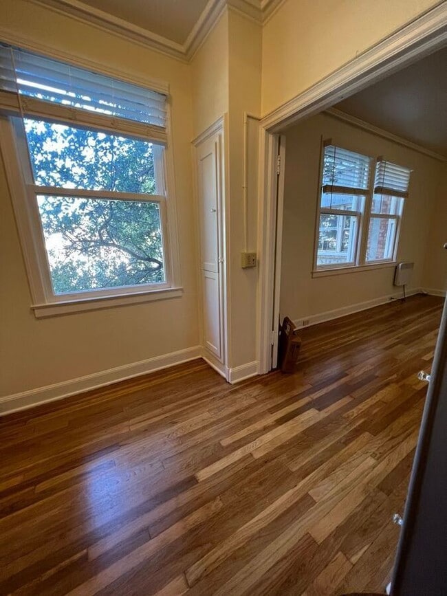 Building Photo - 2709 Dwight Way