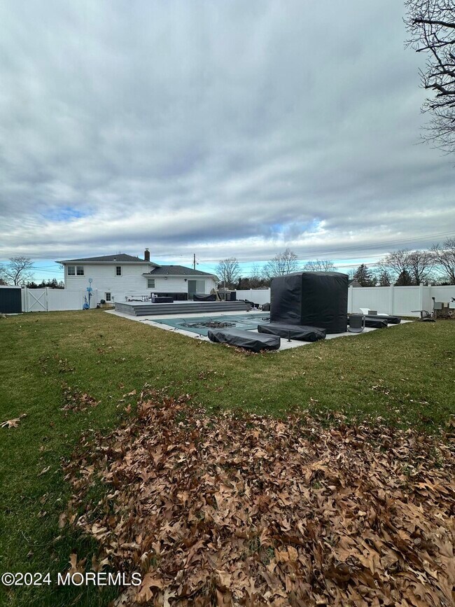 Building Photo - 46 Hilltop Rd