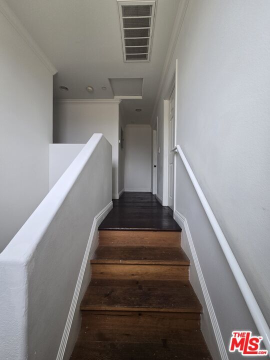 Building Photo - 8822 Orchard Ave