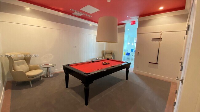 Building Photo - 2000 Metropica Wy