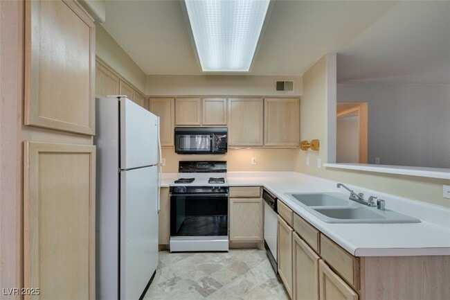 Building Photo - 5211 Caspian Springs Dr