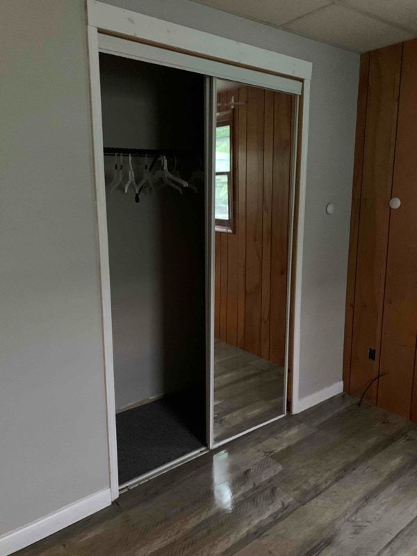 Building Photo - 108 E Albany St