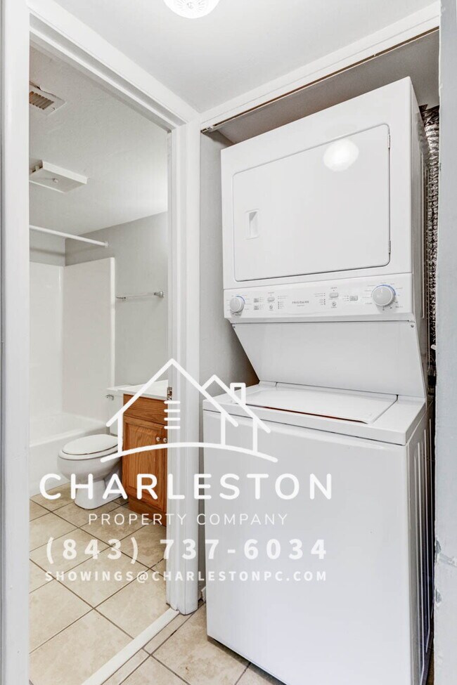 Building Photo - 2955 Dove Haven Ct