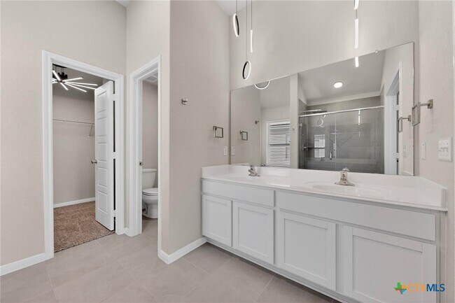 Building Photo - 1160 Water Valley