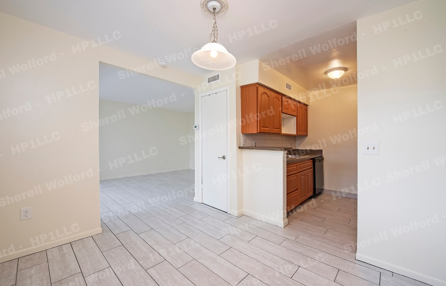 Building Photo - 5739 Peregrine Ave