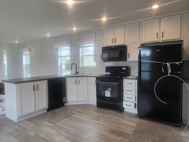 Building Photo - 43 Partridge Ln
