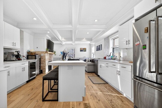 Building Photo - 18-20 Arlington St