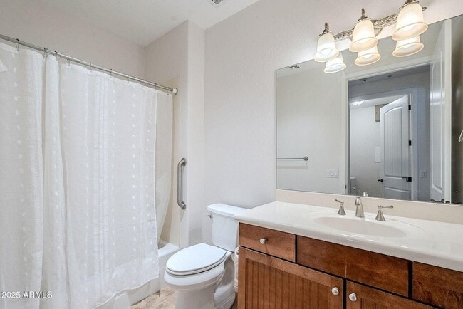 Building Photo - 13450 E Vía Linda