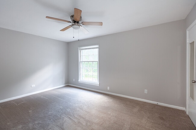 Building Photo - 4609 Coronado Dr