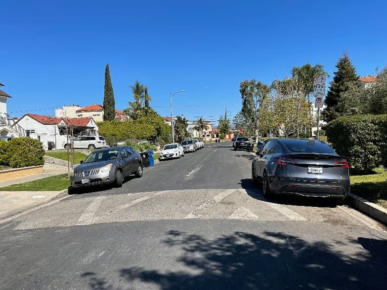 Building Photo - 1224 S Longwood Ave