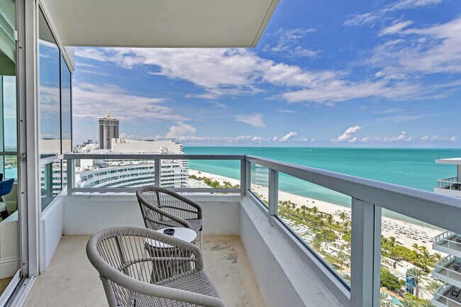 Building Photo - 4401 Collins Ave