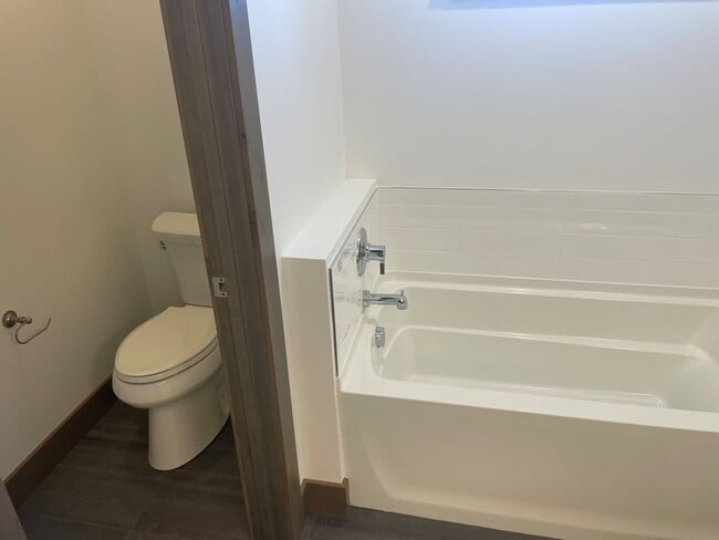 Building Photo - 36 Johnny Walker Ln