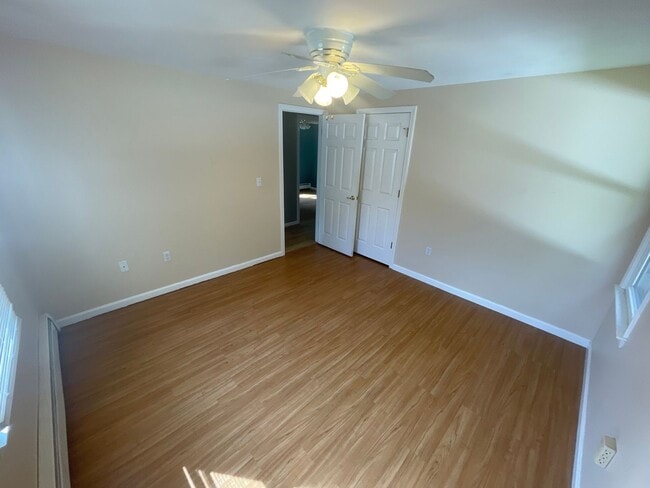 Building Photo - For Rent – 4 Bed, 2 Bath Home w/ Garage & ...