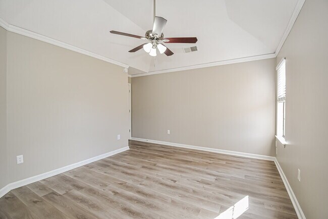 Building Photo - 6759 Valerie Dr