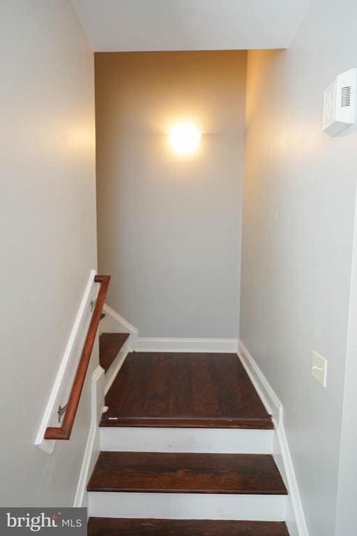 Building Photo - 1455 Hidden Meadow Ln