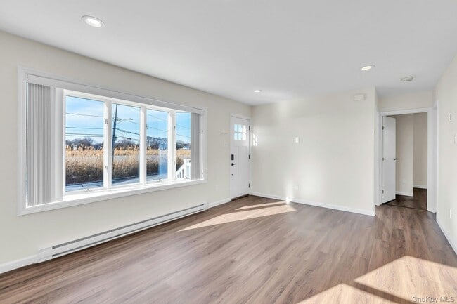 Building Photo - 26 Namkee Ln