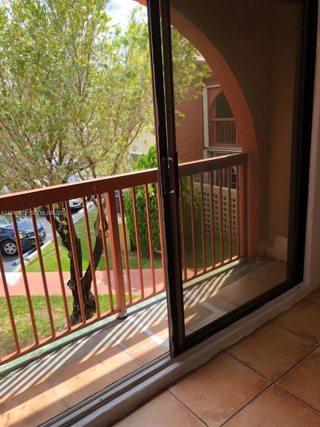 Building Photo - 10241 NW 9th St Cir