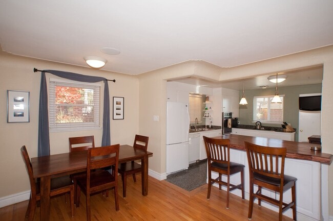 Building Photo - 2Bed/2Bath Home in Sloan's Lake