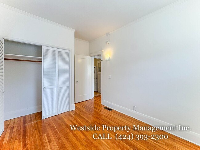 Building Photo - 1315-1317 1/2 N. Stanley Ave.-1315