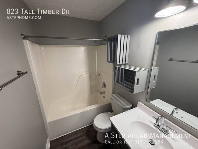 Building Photo - 823 Tall Timber Dr