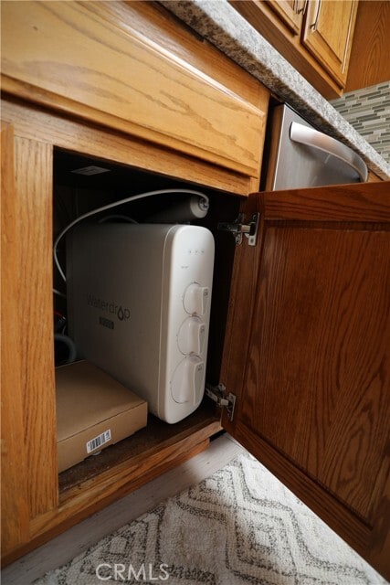 Building Photo - 9402 Vía Yolanda