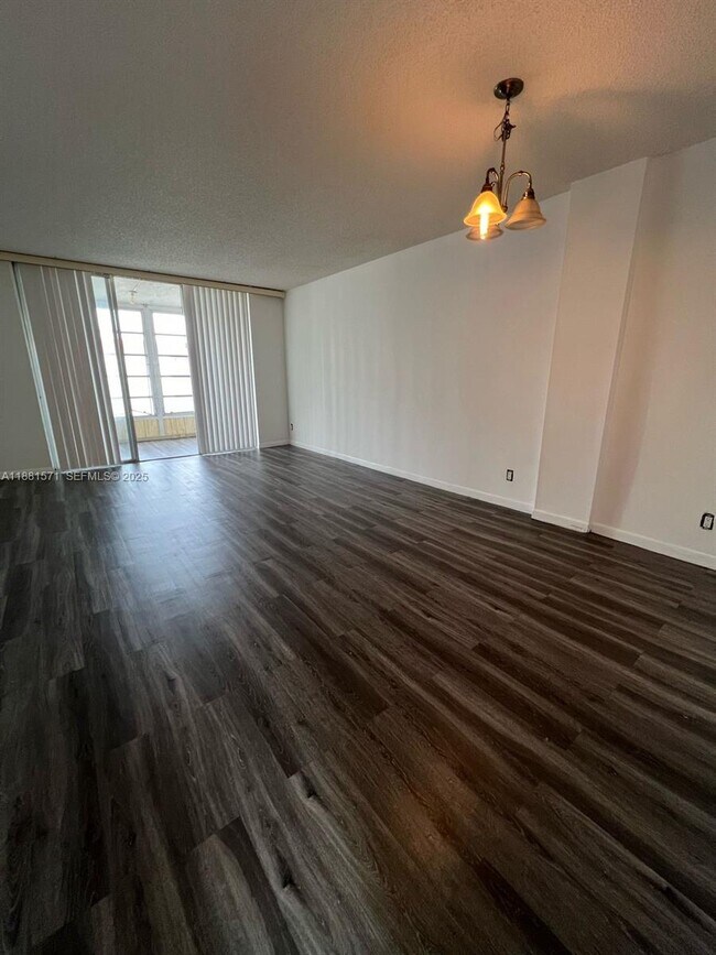 Building Photo - 3001 NW 48th Ave