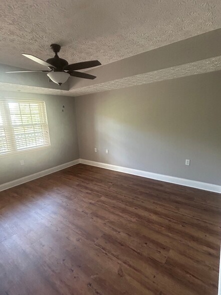 2nd bedroom - 210 Roaring Fork Ext