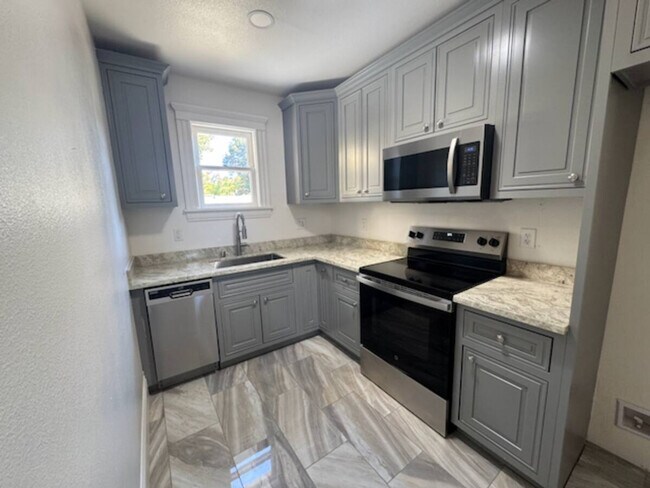 Building Photo - 4100 Alhambra Way