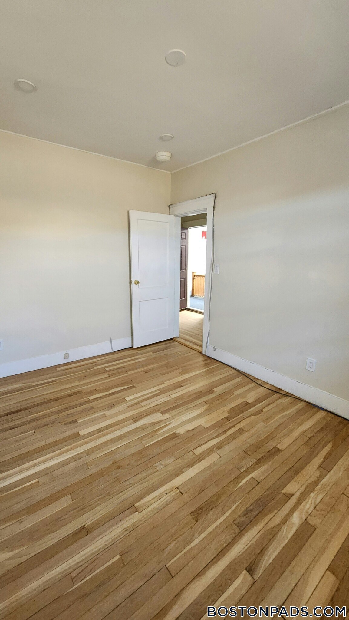 Building Photo - 26 Chiswick Rd