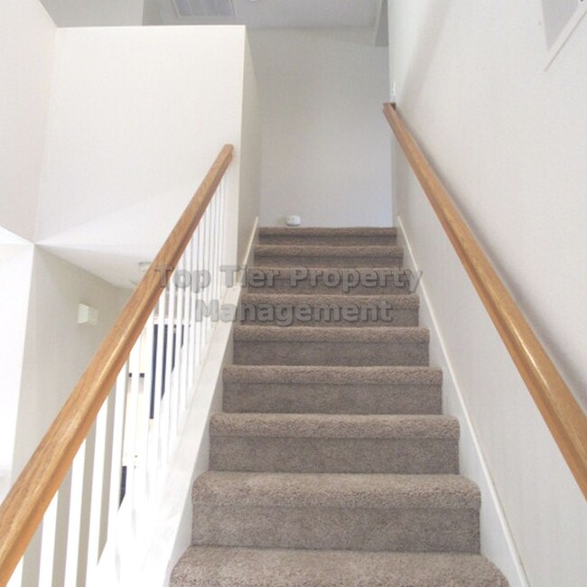 Building Photo - ****Beautiful 2 bed/2.5 bath House in Grea...