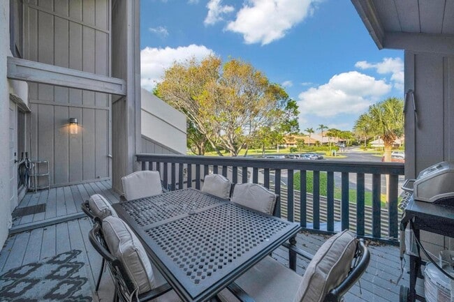 Building Photo - 1605 S US HIGHWAY 1