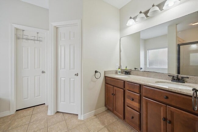 Building Photo - 5526 Wild Milberry Dr