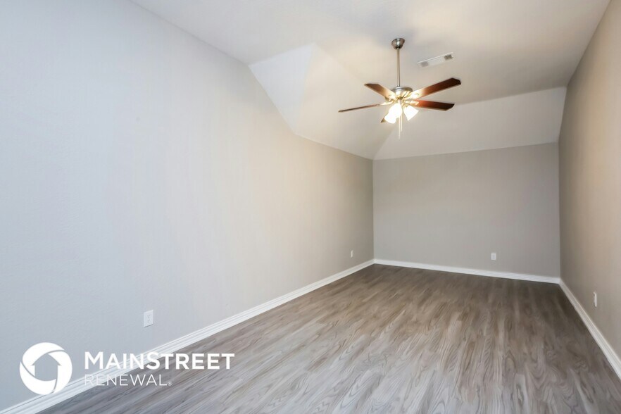 Building Photo - 5213 Leander Way