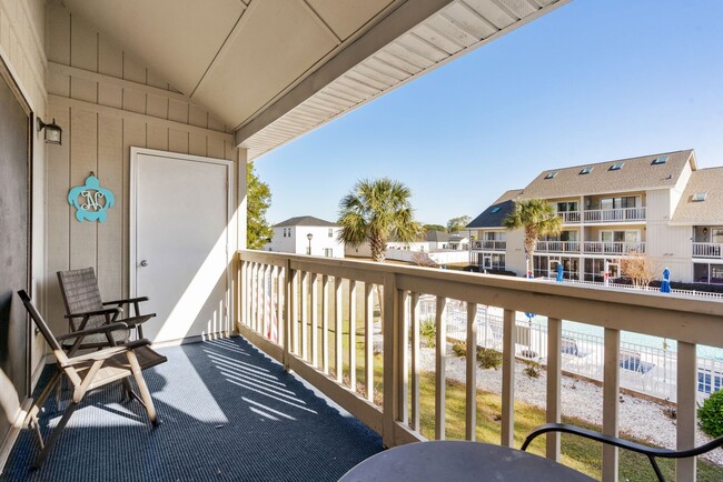 Building Photo - ***Free Utilities ** Seasonal Rental Available October 5 to Feb 1st  2026