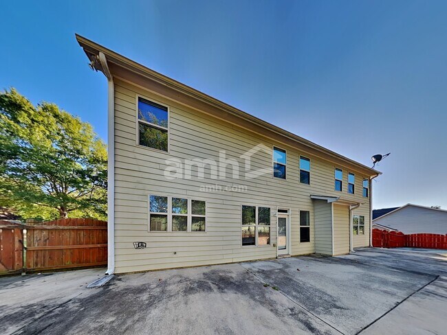 Building Photo - 748 York View Dr