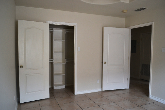 Building Photo - 5310 Marcella Ave