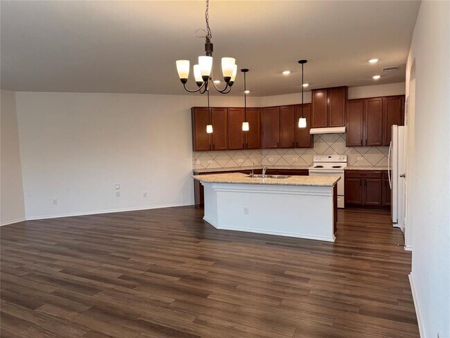 Building Photo - 14225 Silver Lace Ln