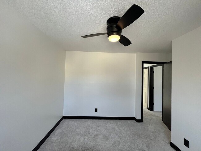 Building Photo - 9225 Garrison Way