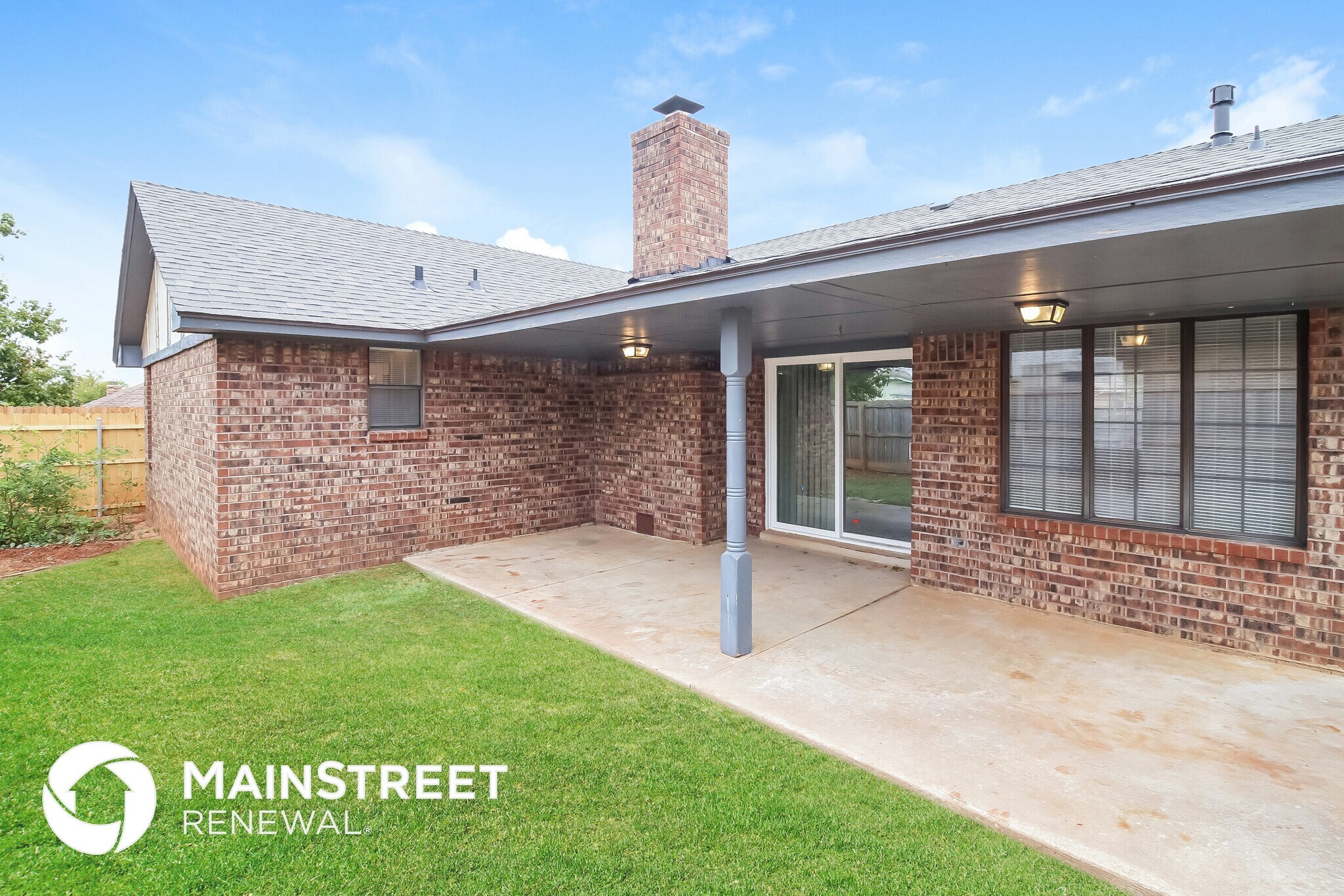 Building Photo - 5513 Cloverlawn Dr