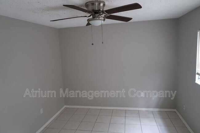 Building Photo - 4209 E Okara Rd